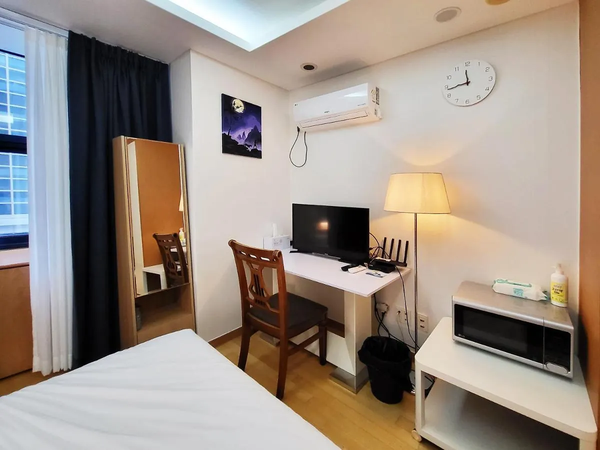 Khan Residence Seoul Apartment